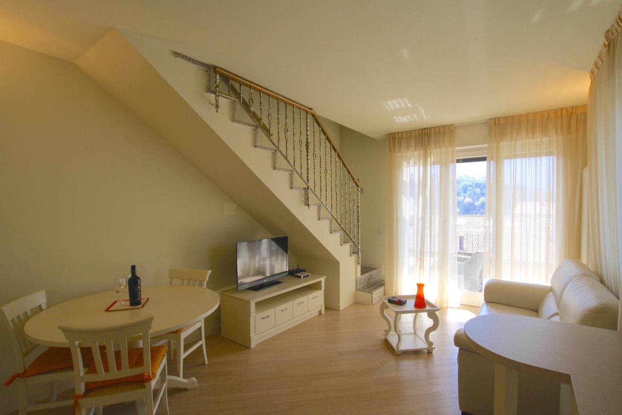 New Moon Appartement Tremezzo Buitenkant foto